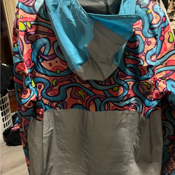 Artistry Windbreaker - Picture 2 of 3